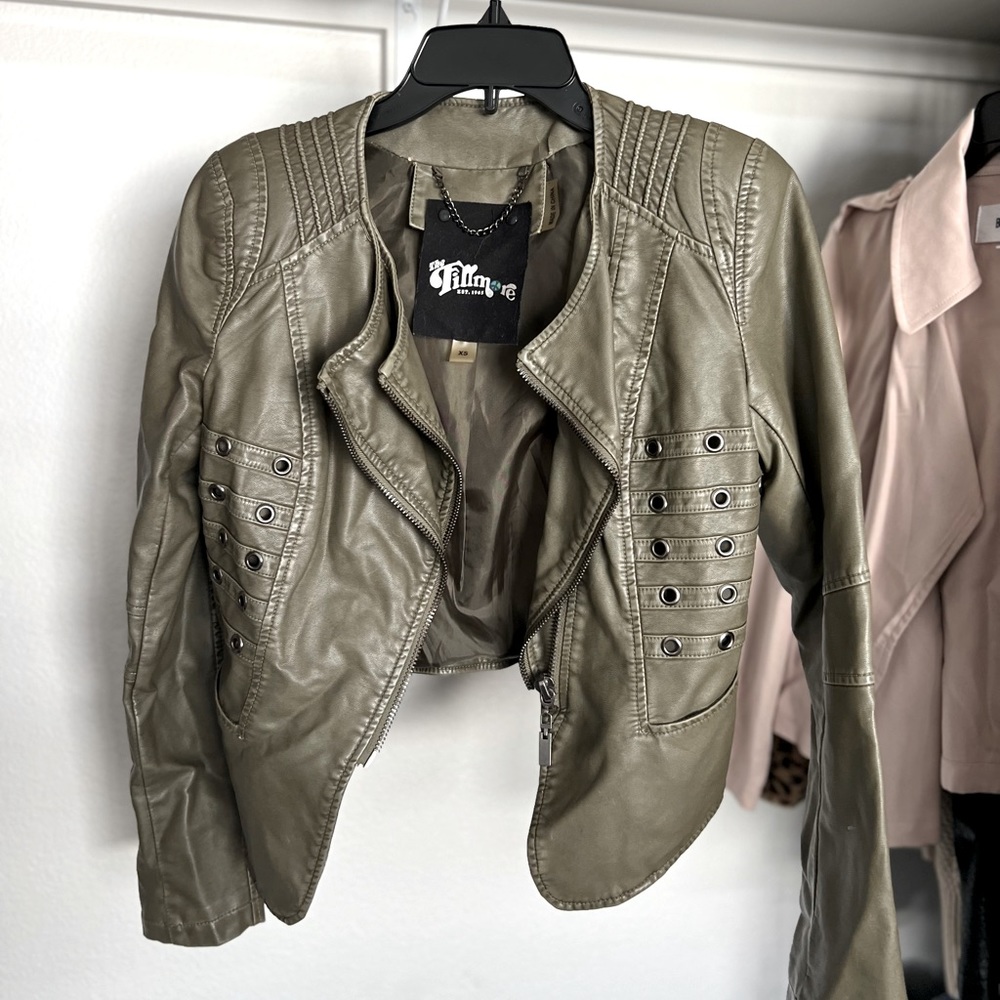 Leather jacket